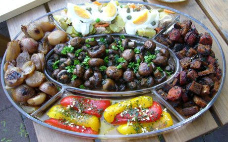 How To Eat Tapas